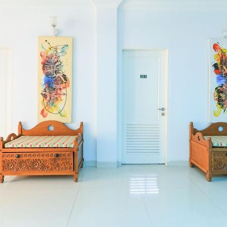 Ge Jacmart Homestay Makassar Exterior foto
