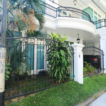Ge Jacmart Homestay Makassar Exterior foto